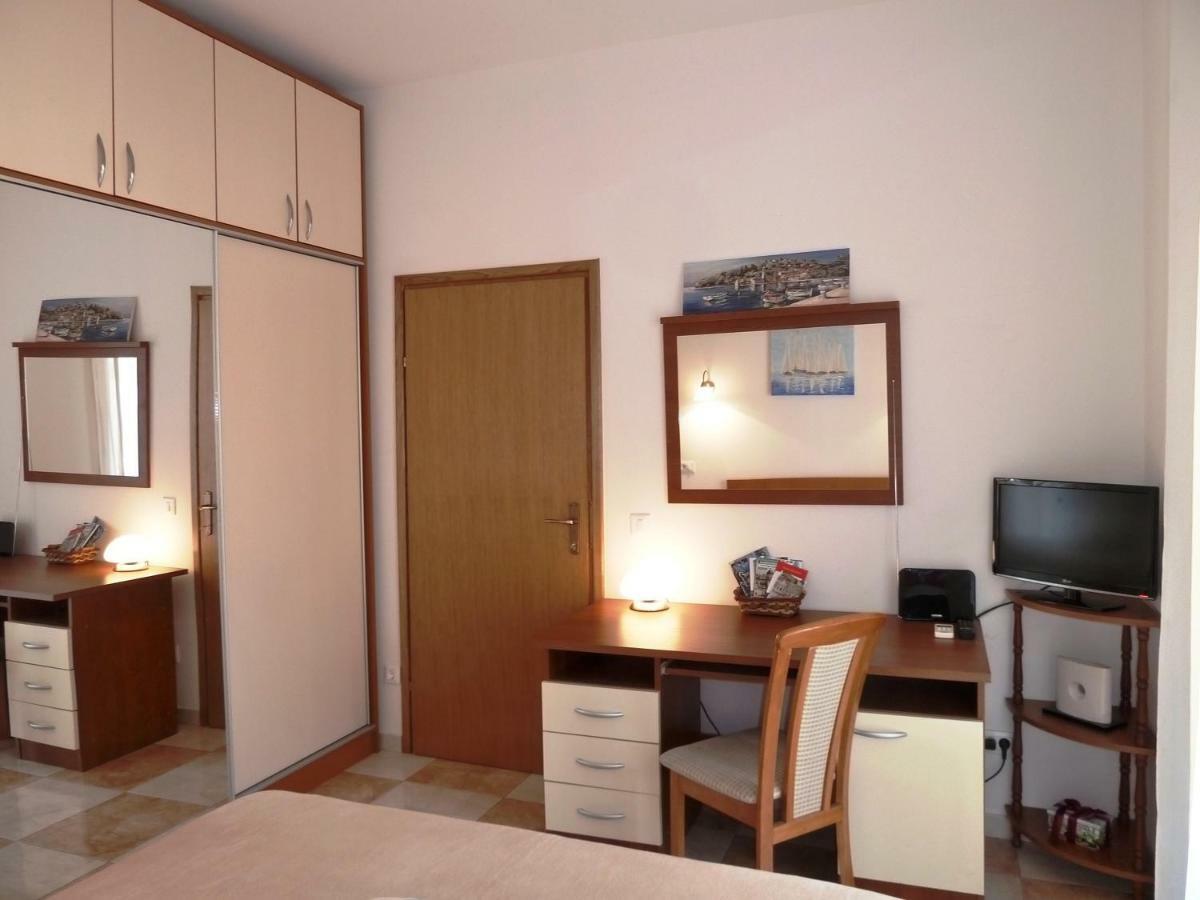 Nice Apartment&Room in Cavtat Buitenkant foto